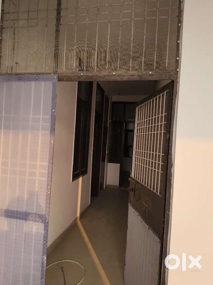 2 room set for bachelors