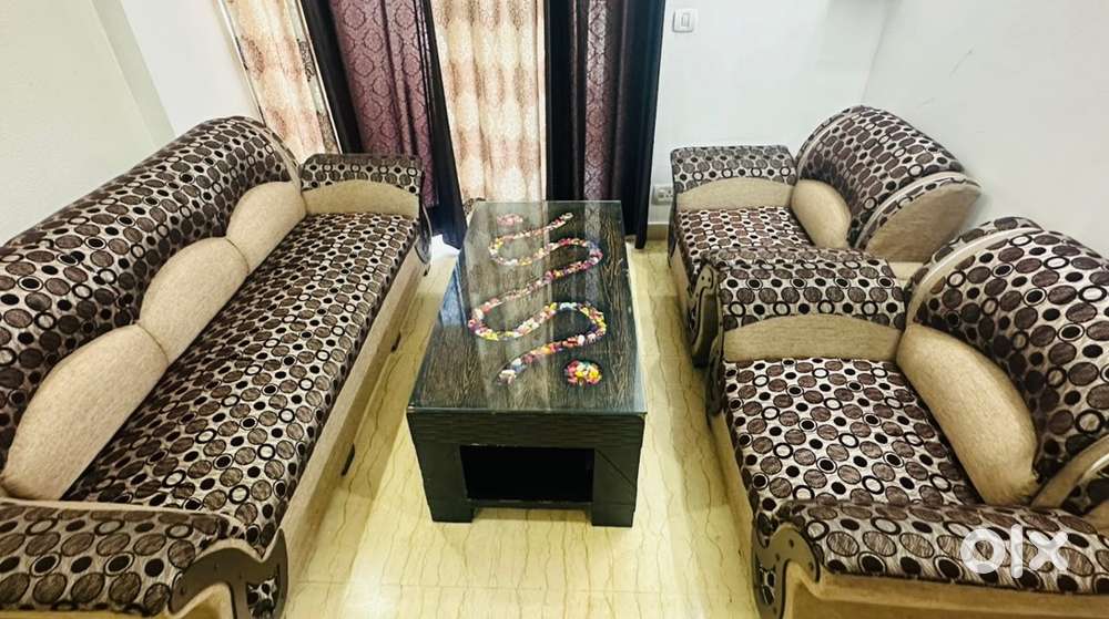 Selling sofa with center table
