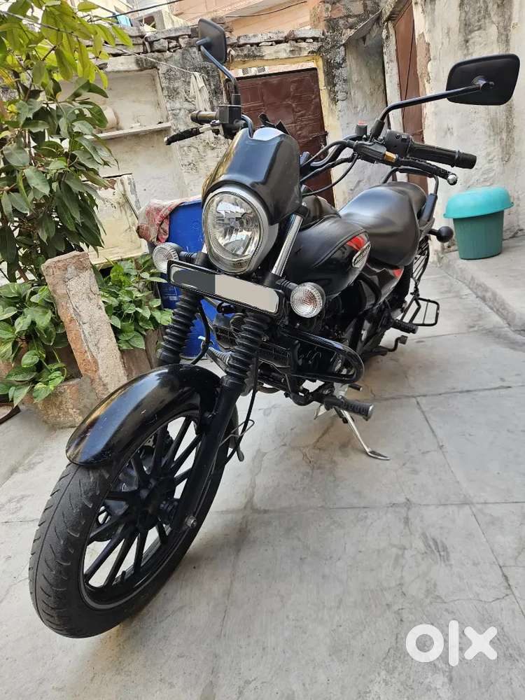Bajaj Avenger 220 Street in Excellent Condition.