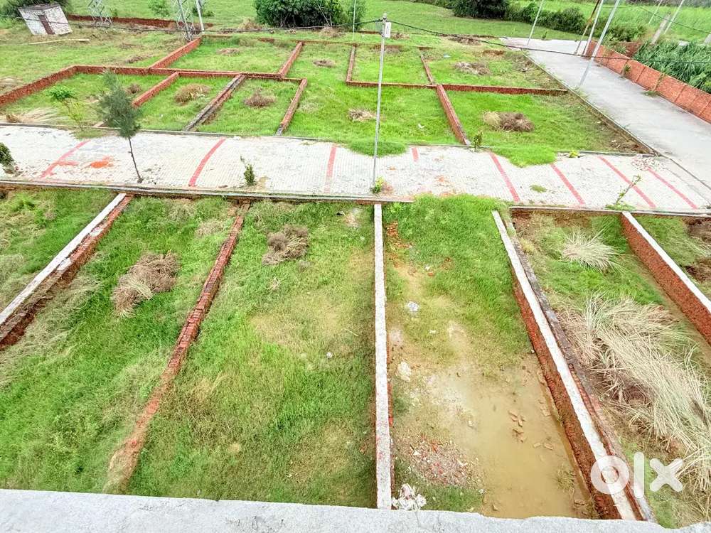 Radhe shyam face-2 near by meerut road muradnagar rapid metro.