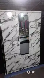 It's New Manufacturing 3 Door Wardrobe
