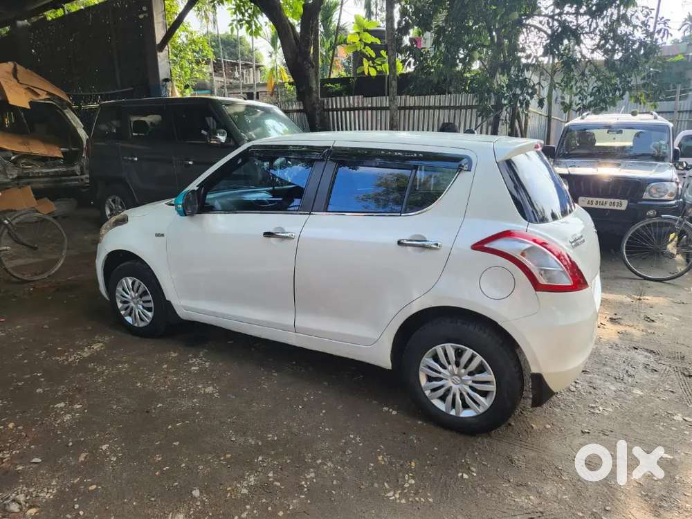 Maruti Suzuki Swift 2012 Diesel 70000 Km Driven