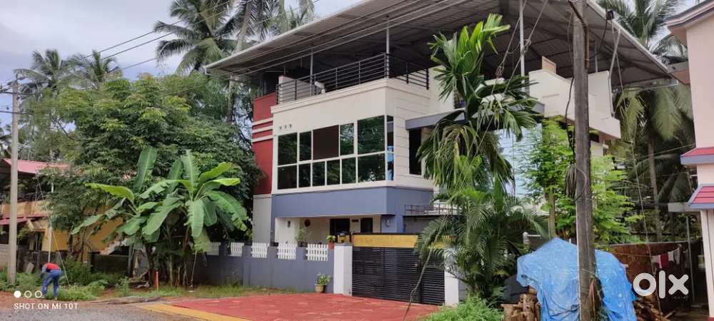2 bh k flate rent & leazz available manjeshwar to kasargod contact  mi