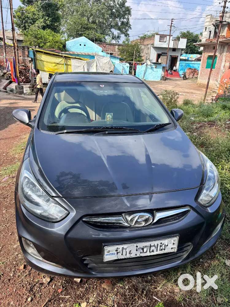 Hyundai Fluidic Verna 2011 Petrol Well Maintained