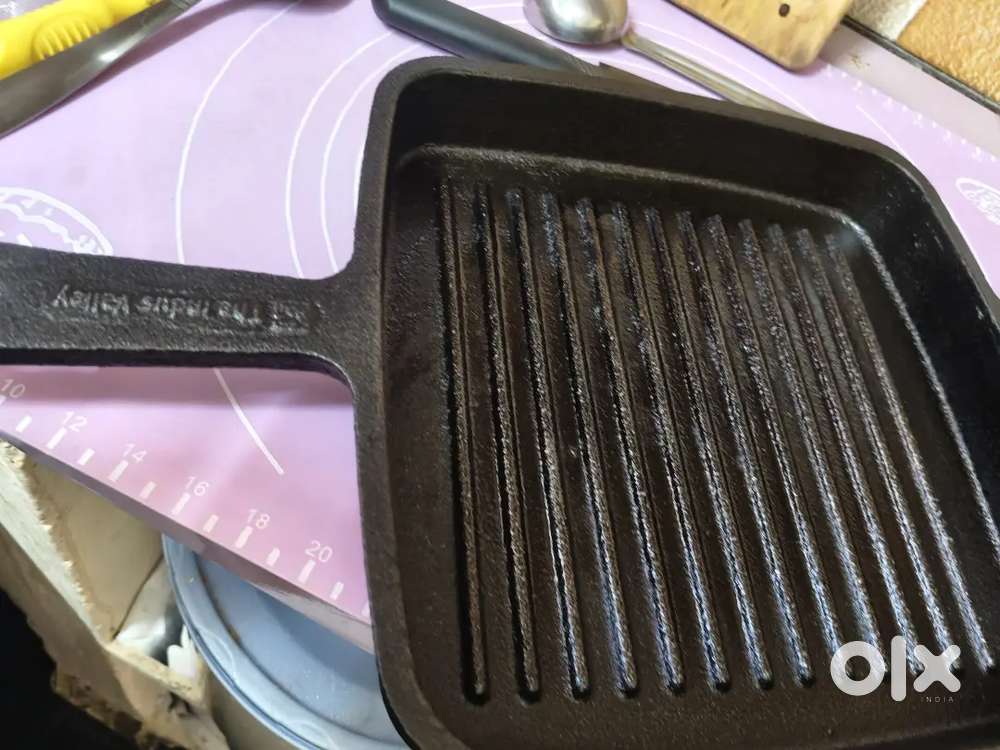 Cast iron grilled skillet large size