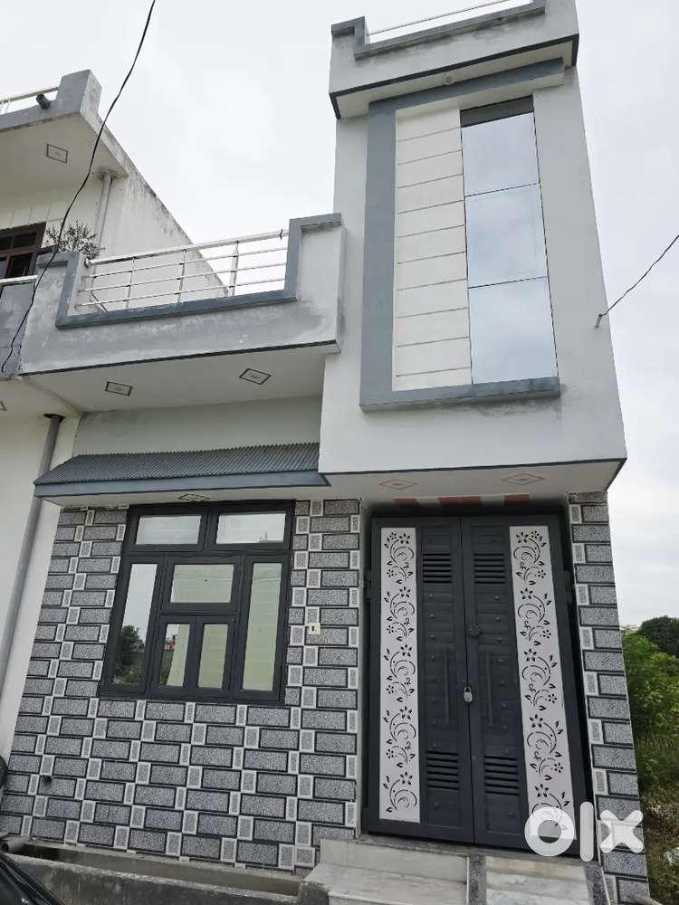 East Facing सुन्दर नया मकान Holy Ganges School के पास