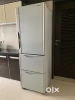 Hitachi 3 Door Inverter 390 Litres Refrigerator in working condition