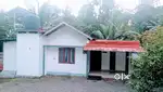 Puthuppally - Payyappady ( Kochumattam ) 2 Bed Room House For Rent.