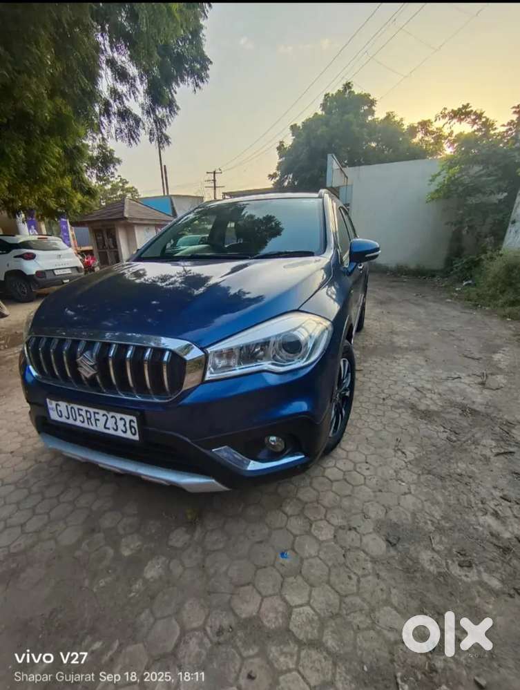Maruti Suzuki scross nexa car