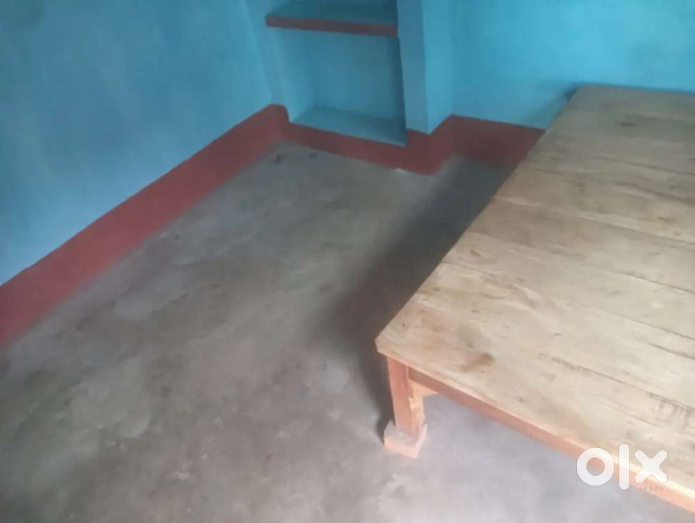 Only girls and small family