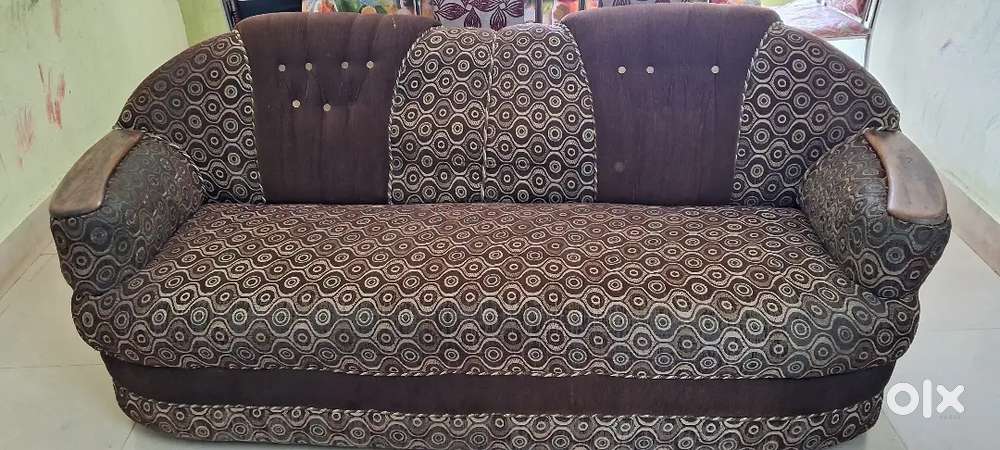 Big size sofa set good condition