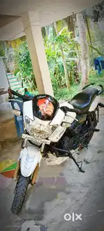 Apache RTR 180