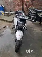 Tvs Apache 160 4V special edition double disk