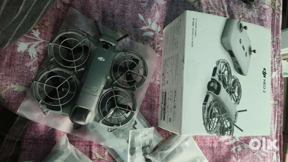 Dji neo 2 drone.Only 3 days old hai hamko mavic 4 pro lena hai.