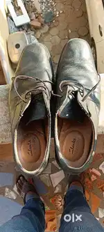 BRANDED CLARKS SHOES. Size 9