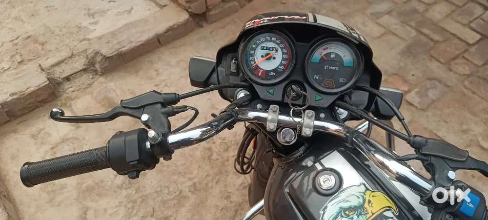 2023 Hero Splendor Plus  25,000 km  Like New  ₹70,000