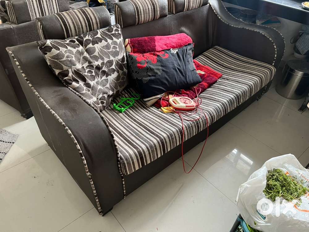Regular sofa