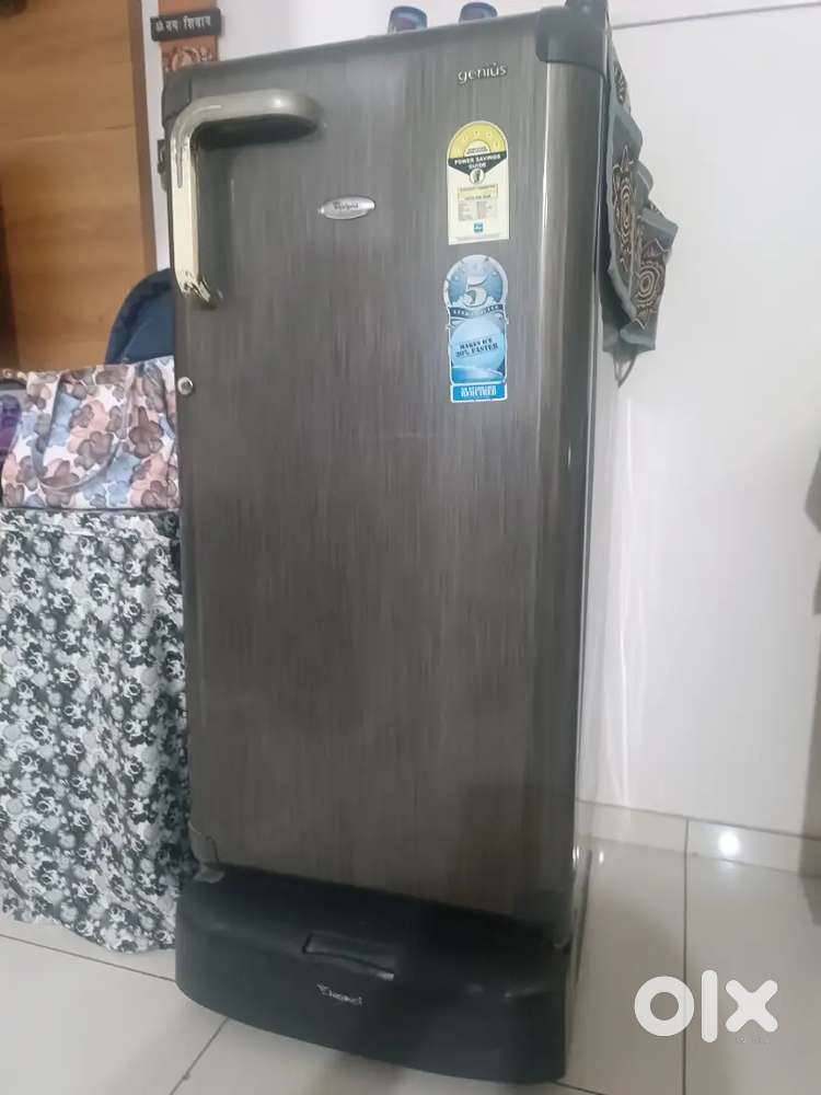 WHIRLPOOL  FRIDGE