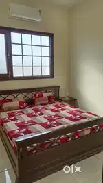 LUXURY PG ROOMS FOR BOYS / MALES (Private Room with attached washroom)