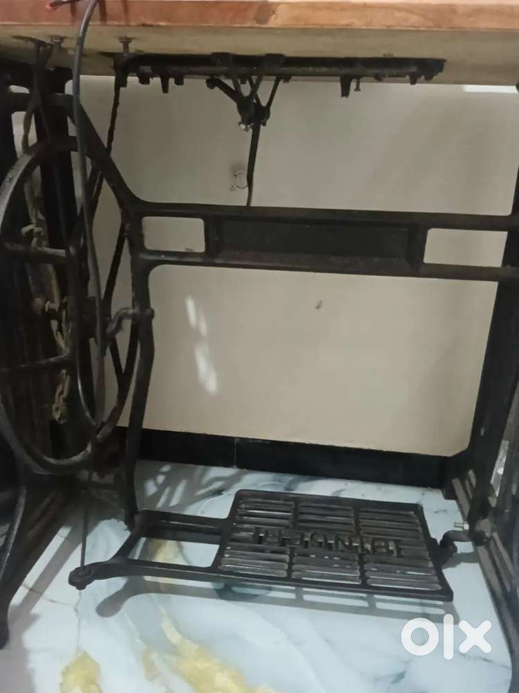 Master Brand,Sewing machine, full settle full set available