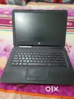 Urgent Sail, koi kmi nhi h sb ok h, aur akhlesh yadav wala leptop h