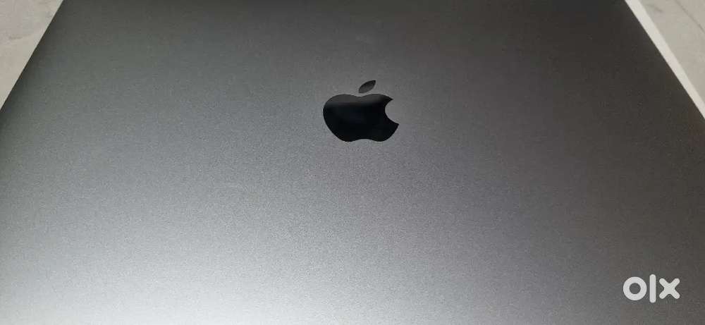 Macbook air m1.  New