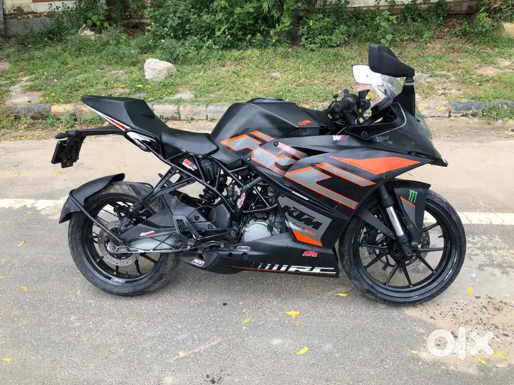 Complete working condition wellmented gadi