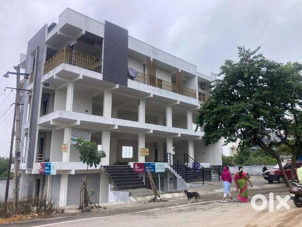 Prime Commercial Space/Shop/Showroom for rent,East Facing, SMV Layout