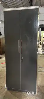 DOUBLE DOOR WARDROBE