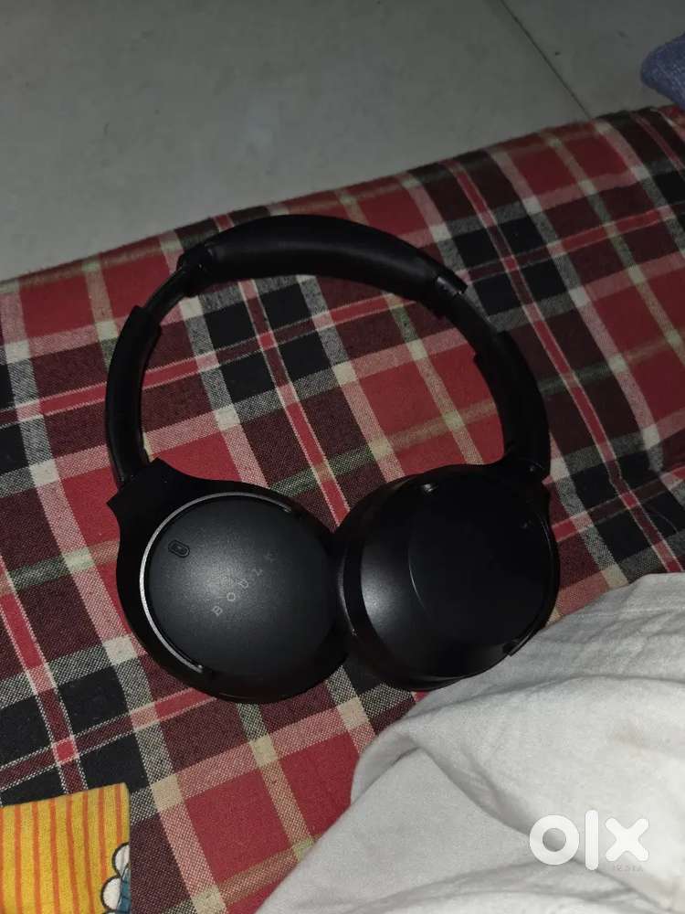 Boult Headphone
