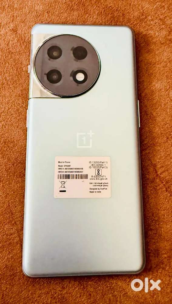 One plus 11r like new mobile
