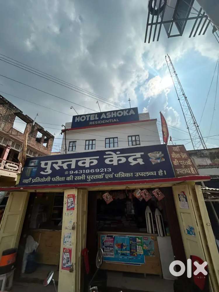 500 sq ft Retail Shop opposite Big Shop inp, Bhatta Bazar Hotel Ashoka
