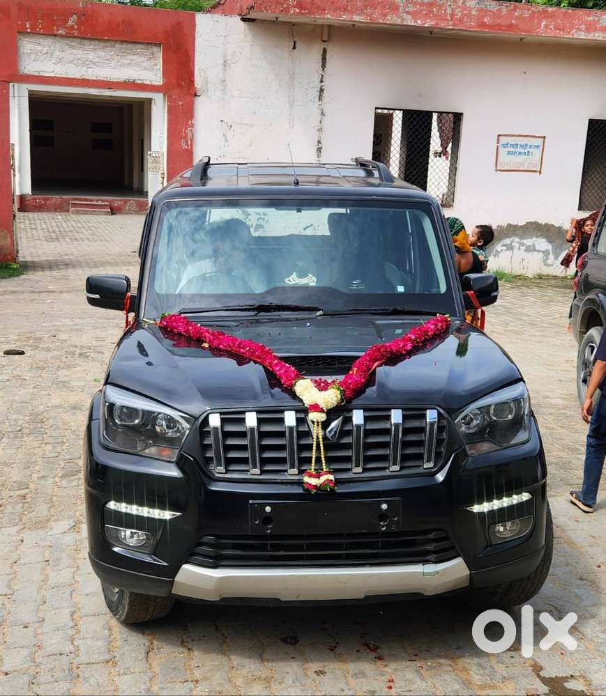 Mahindra Scorpio 2017 Diesel Well Maintained