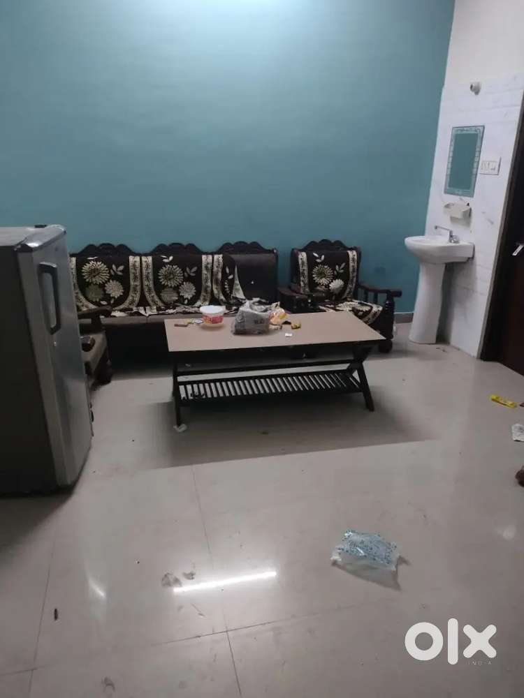 2 bhk fully furnished flat for rent in Mansarovar near Dholai circle