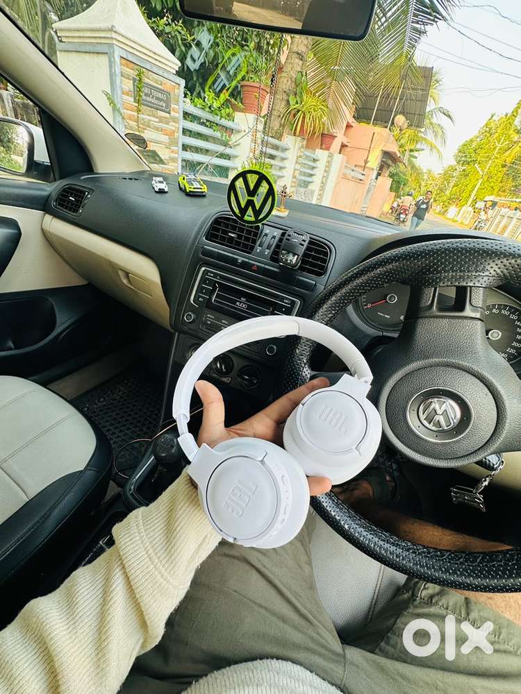 JBL BRAND NEW HEADPHONE 770 with box