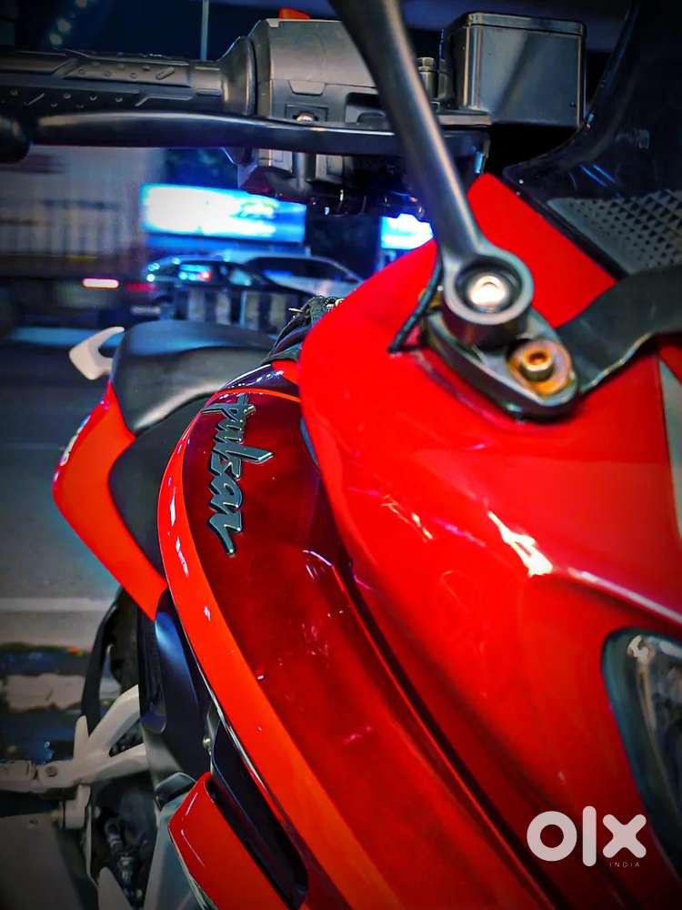 Pulsar f250 less use neat condition tyre 50%