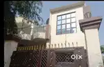 200 gaj house on road property east facing