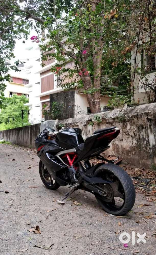 RR 310 bike selling it's the best