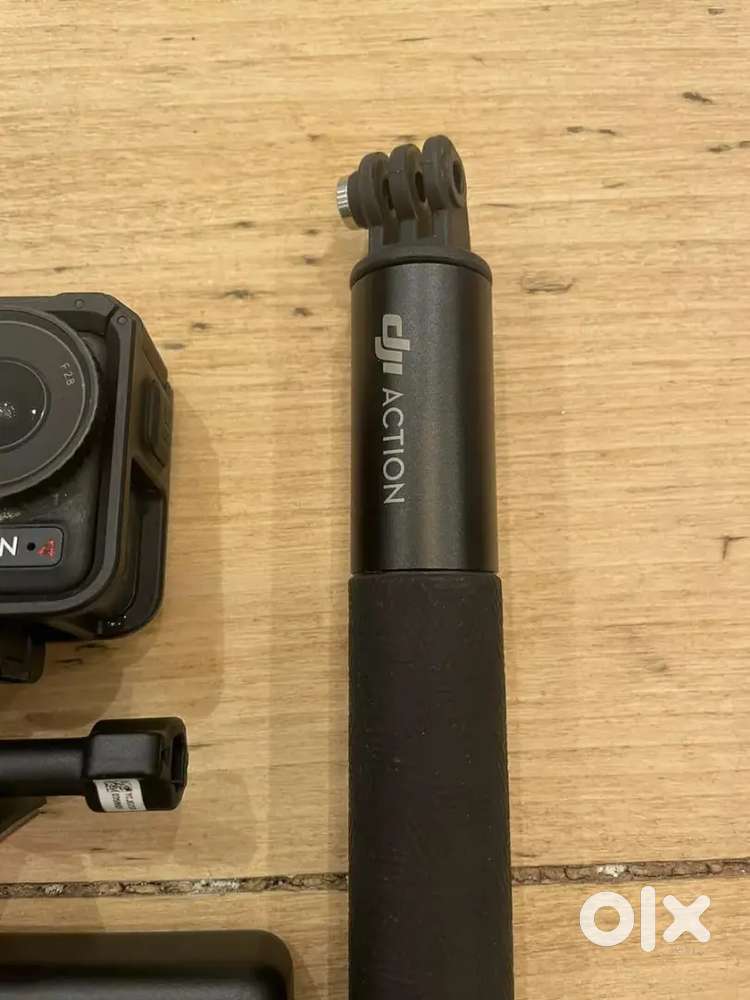 DJI OSMO ACTION 4 Adventure Combo + Ext Rod + 3 x Batteries