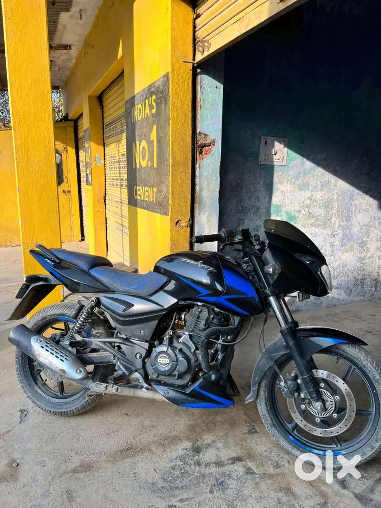 Army person bike:Top modelPulsar 150 abs twin disc