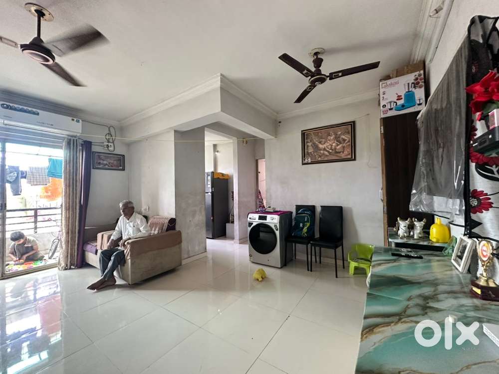 2 bhk furnished flat available for rent at prime location