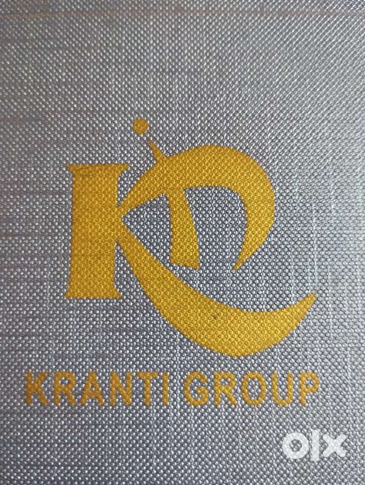 Wanted male and female candidates to work in shopping malls