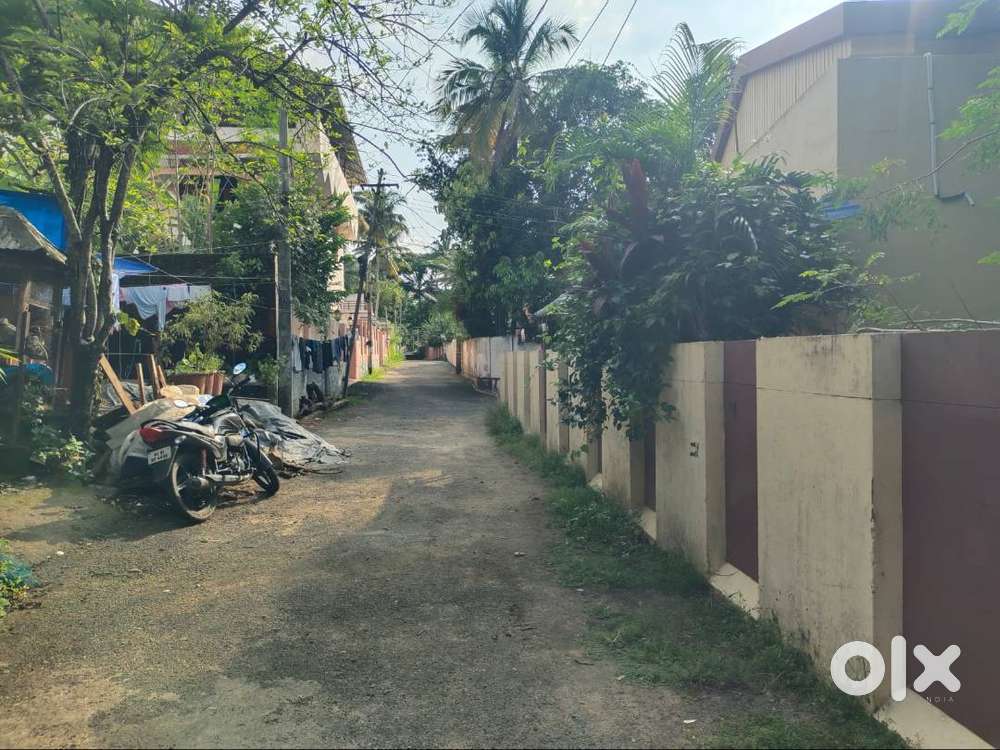 (IDK191978) Residential 11 Cent Land For Sale At Nalanchira