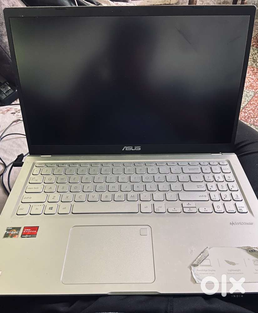 Asus ryzen 3 gaming laptop amd radeon graphics good condition