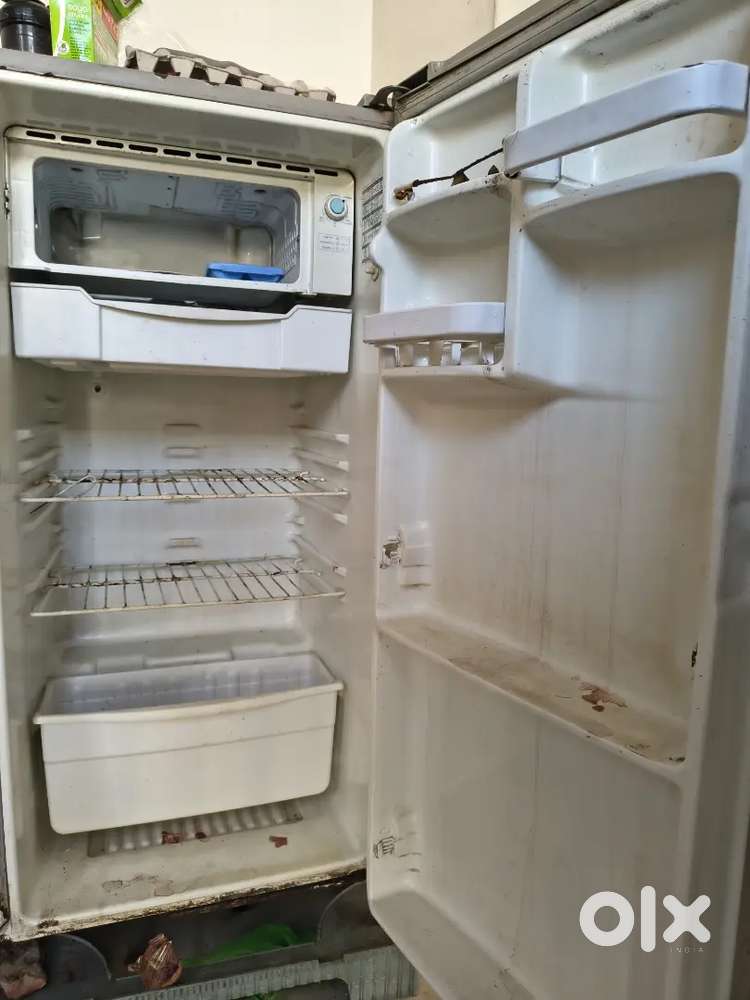 LG fridge Fully Functional