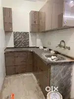 1 room set available for rent in shastri nagar near metro