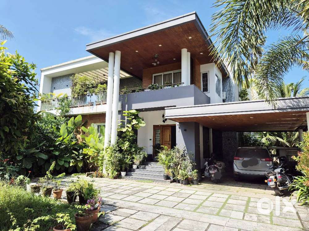 4BHK 18Cent 3000SQ Fully Furnished Premium Villa – Varapuzha