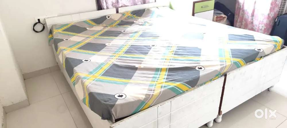 Double box bed with matress 1 year old