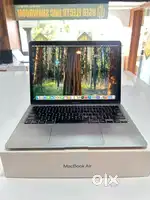 MacBook Air M1 2020 with box