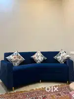 4seater Curv Sofa